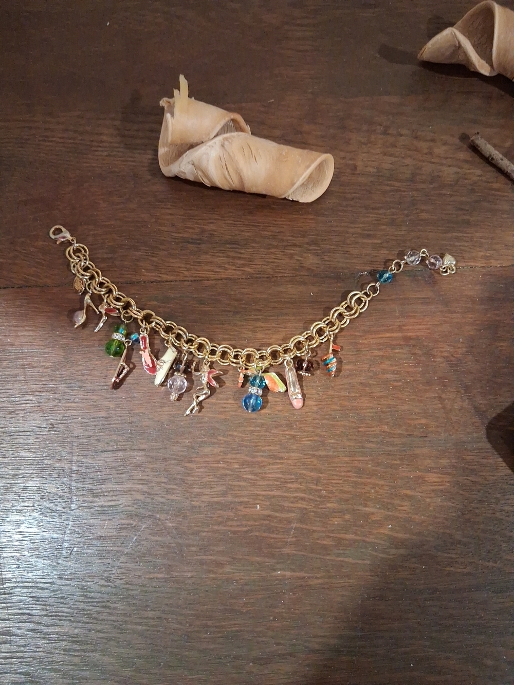 Gold-Tone Multi Charm Bracelet with Colored Beads Kirk Folly - Picture 3 of 3